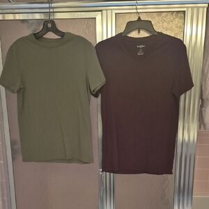 Goodfellow & Co Green and Dark Red Short Sleeve Tees